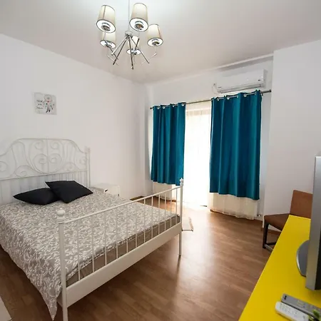 Appartamento Rainbow B Bucarest